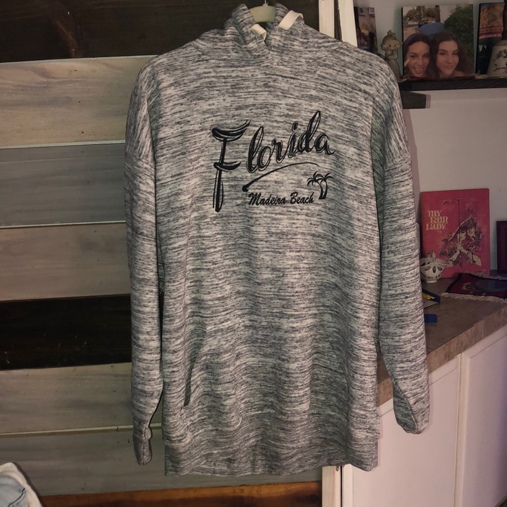 Men Xlarge Hoodie with Florida/Madeira Beach Logo